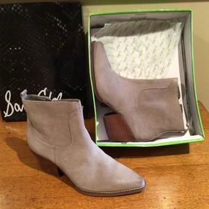 Sam Edelman,  Suede Bootie, womens Sz 7.5M, NiB